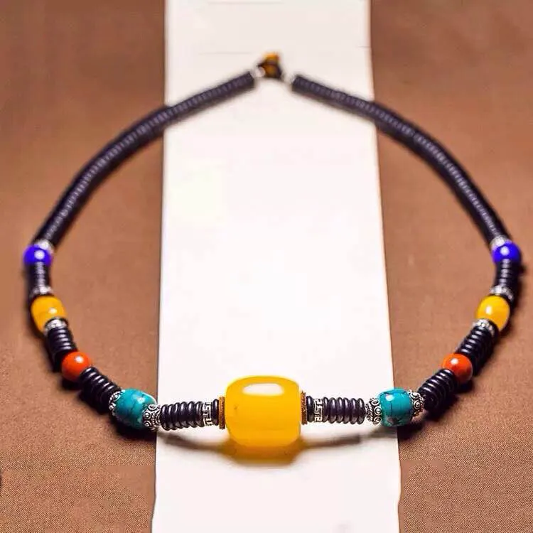 Beeswax Amber Necklace — hero